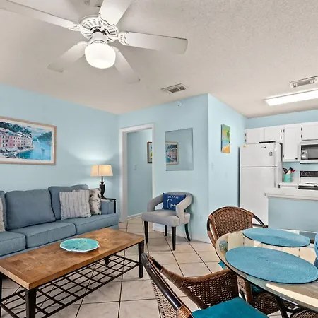 Peaceful Paradise Steps To Beach Pool & Hot Tub